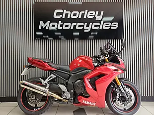 Used 2007 Yamaha FZ1 Fazer Red - Interior and Exterior details 2