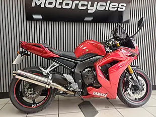 Used 2007 Yamaha FZ1 Fazer Red - Interior and Exterior details 7