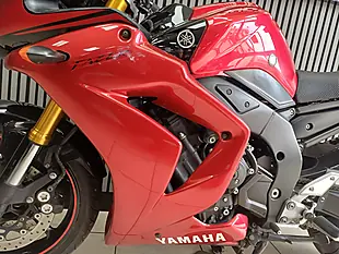 Used 2007 Yamaha FZ1 Fazer Red - Interior and Exterior details 8
