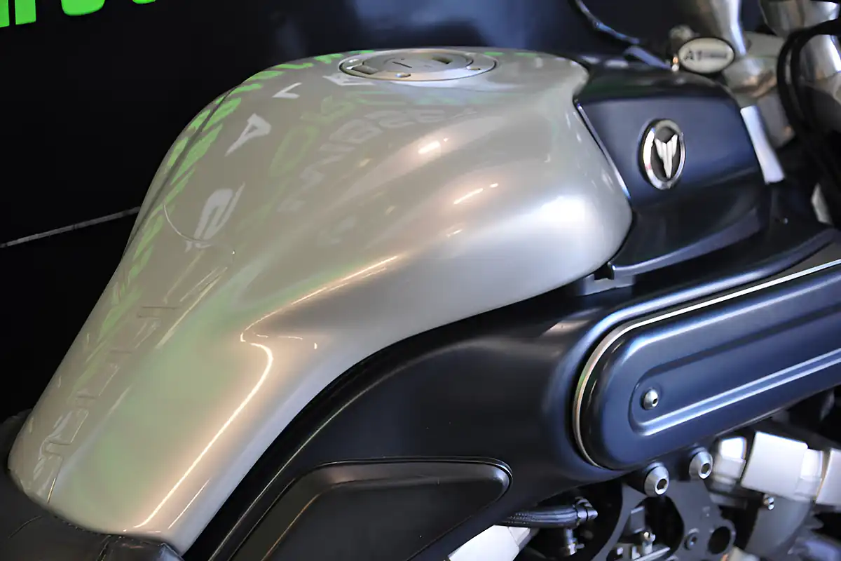 Used 2007 Yamaha MT01 Custom Blue - Interior and Exterior details 18