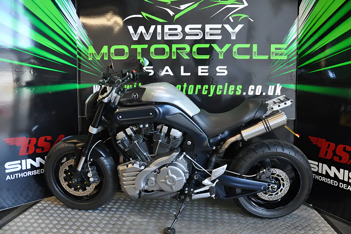 Used 2007 Yamaha MT01 Custom Blue - Interior and Exterior details 4