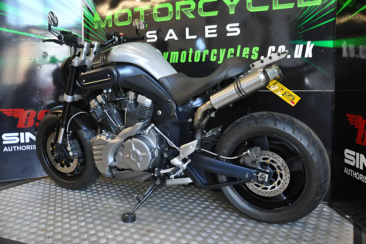 Used 2007 Yamaha MT01 Custom Blue - Interior and Exterior details 5