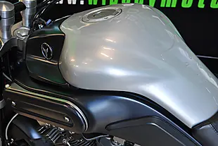 Used 2007 Yamaha MT01 Custom Blue - Interior and Exterior details 7