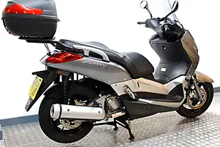 Used 2007 Yamaha YP250R X-Max Silver - Interior and Exterior details 3