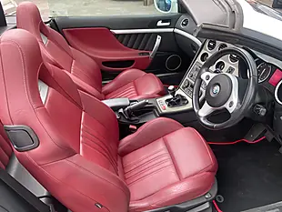 Used 2008 Alfa Romeo Spider Convertible White - Interior and Exterior details 9