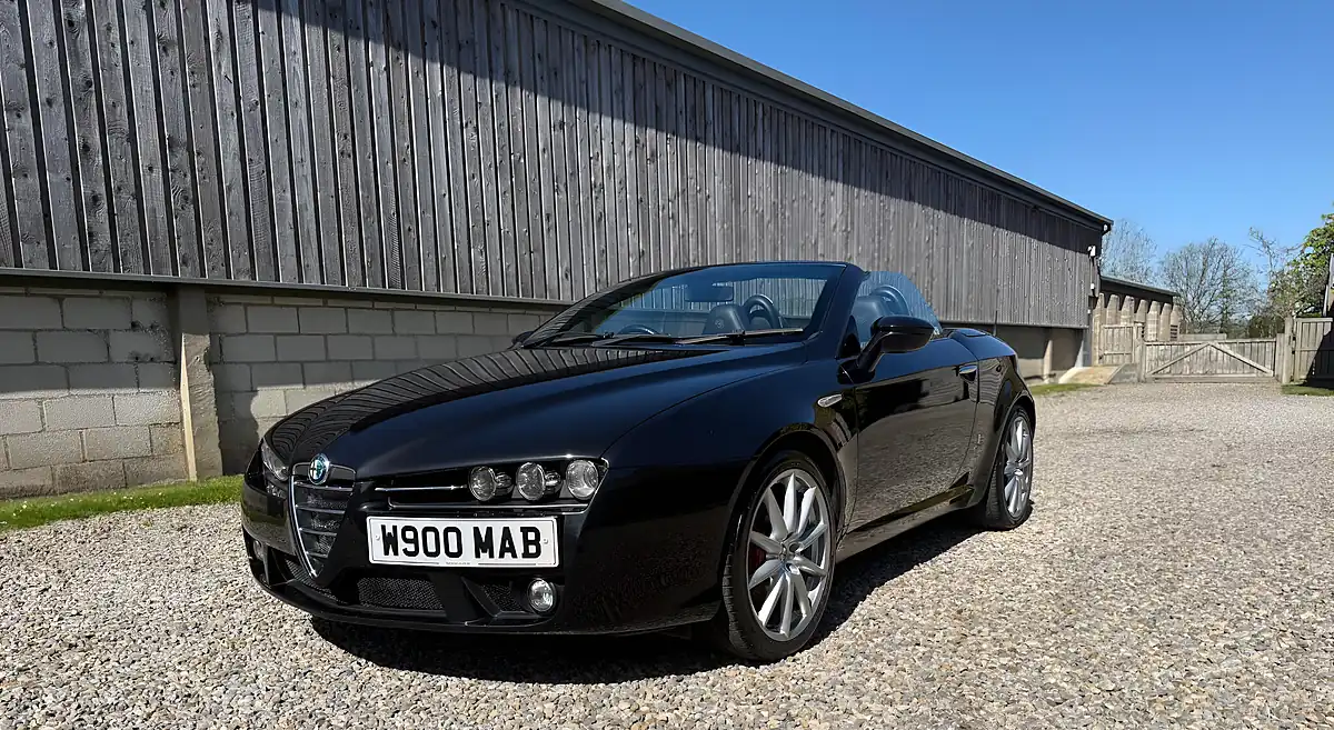 Used 2008 Alfa Romeo Spider Limited Edition Carbonio Black - Front View