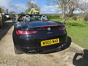 Used 2008 Alfa Romeo Spider Limited Edition Carbonio Black - Interior and Exterior details 12