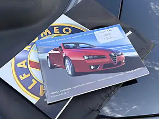 Used 2008 Alfa Romeo Spider Limited Edition Carbonio Black - Interior and Exterior details 18