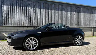 Used 2008 Alfa Romeo Spider Limited Edition Carbonio Black - Interior and Exterior details 8