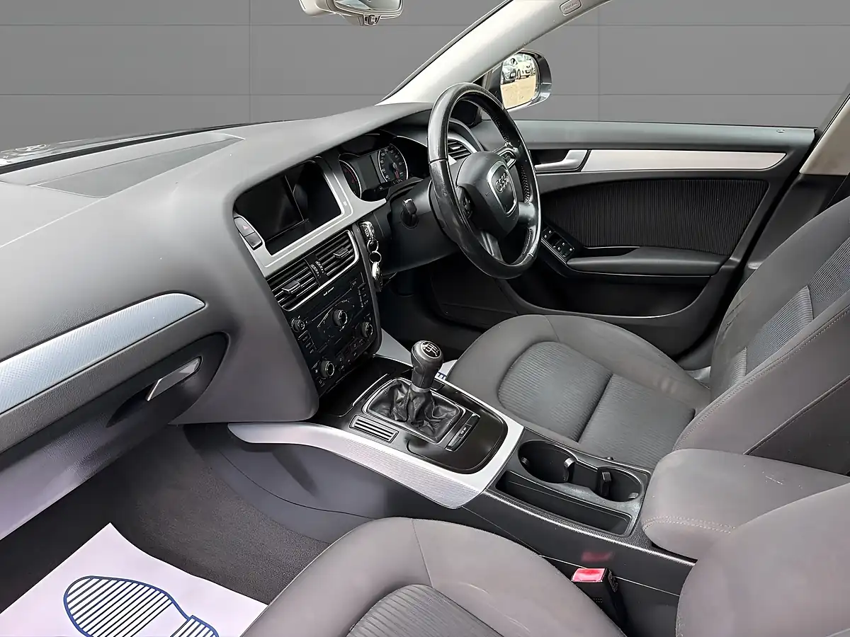 Used 2008 Audi A4 Avant Executive Se Grey - Interior and Exterior details 13