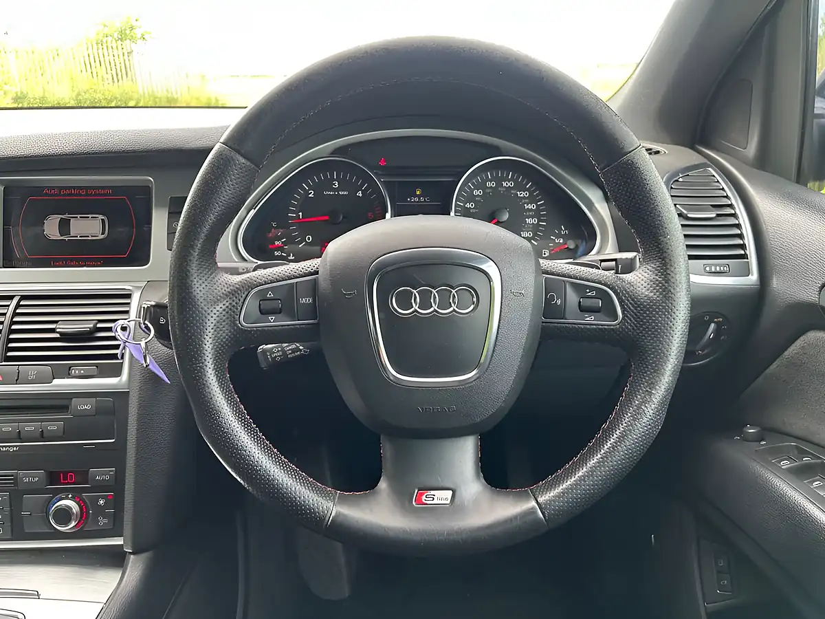 Used 2008 Audi Q7 S Line Black - Interior and Exterior details 12