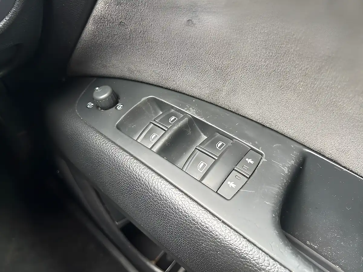 Used 2008 Audi Q7 S Line Black - Interior and Exterior details 15