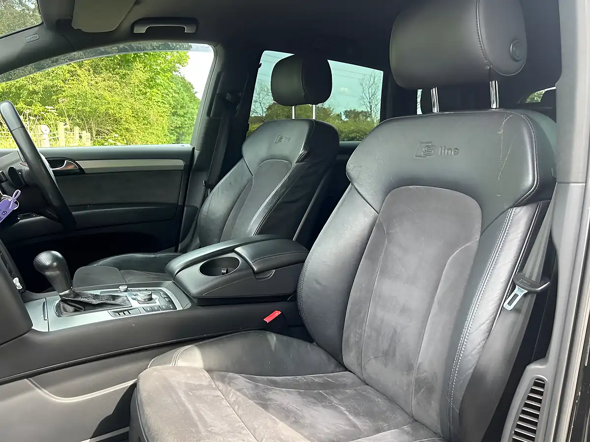 Used 2008 Audi Q7 S Line Black - Interior and Exterior details 18