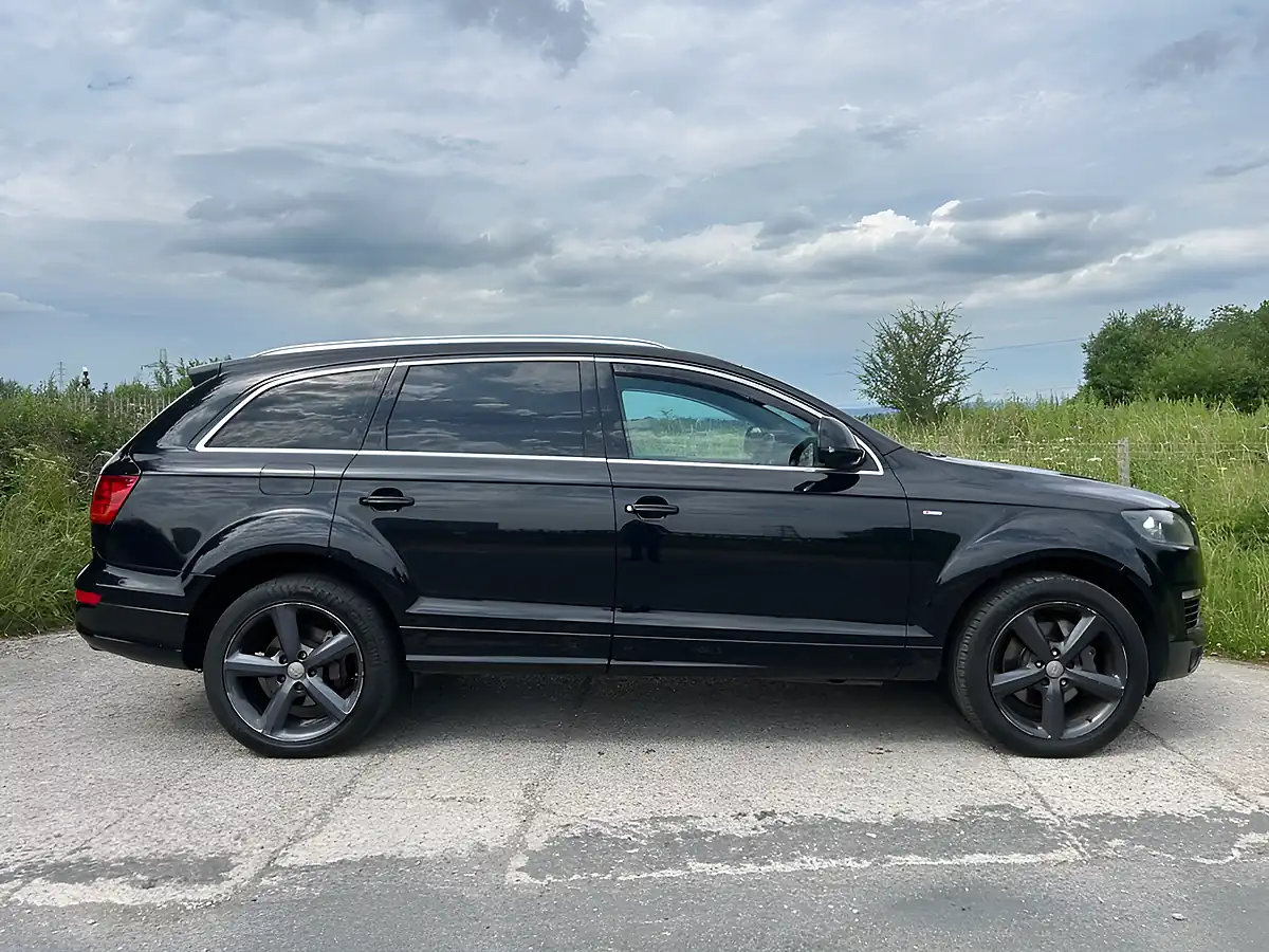 Used 2008 Audi Q7 S Line Black - Interior and Exterior details 2