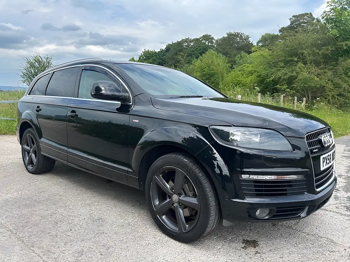 Used 2008 Audi Q7 S Line Black - Interior and Exterior details 9