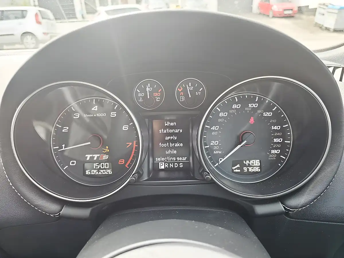 Used 2008 Audi Tt S Red - Interior and Exterior details 14