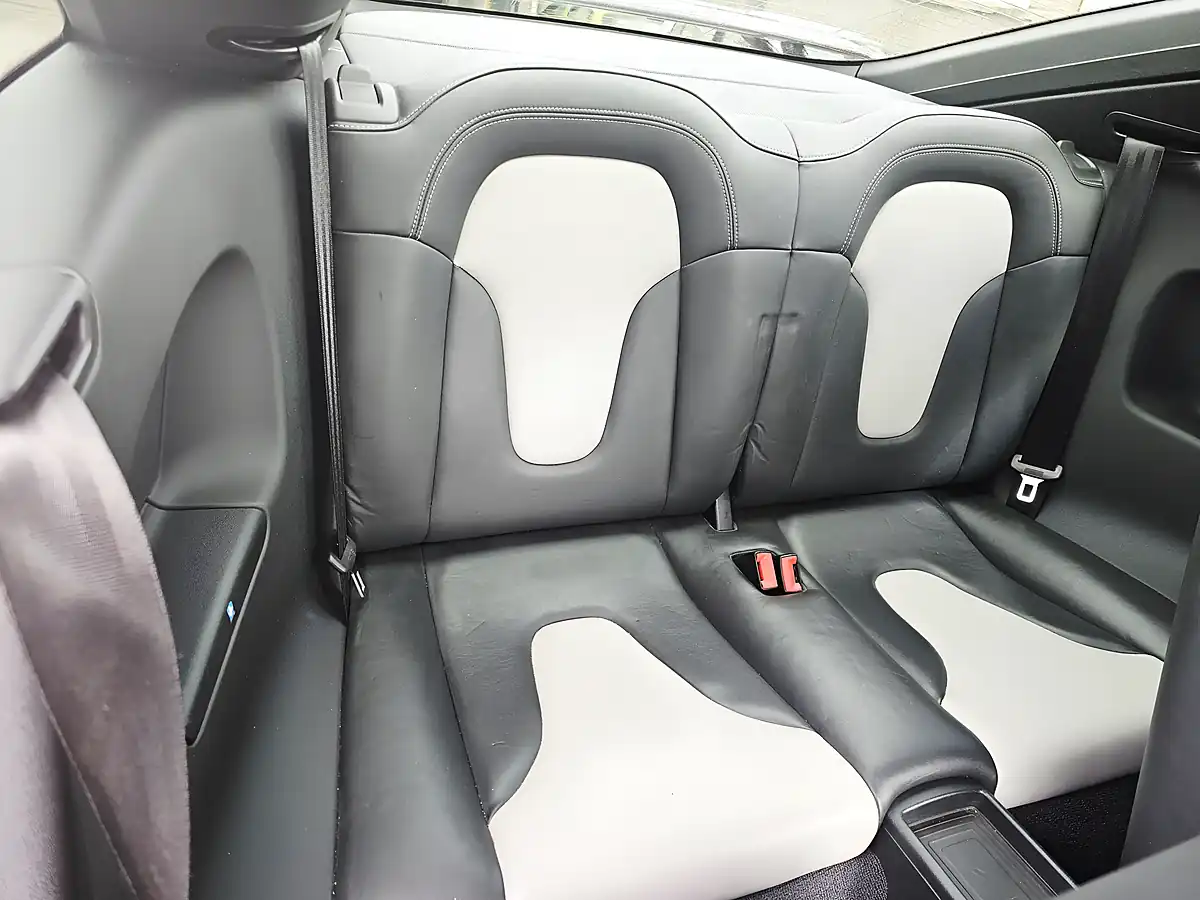 Used 2008 Audi Tt S Red - Interior and Exterior details 9