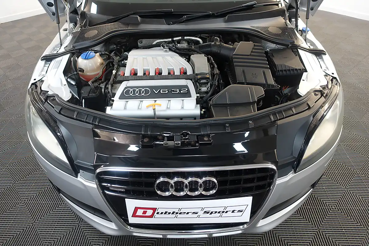 Used 2008 Audi Tt S Tronic Grey - Interior and Exterior details 7