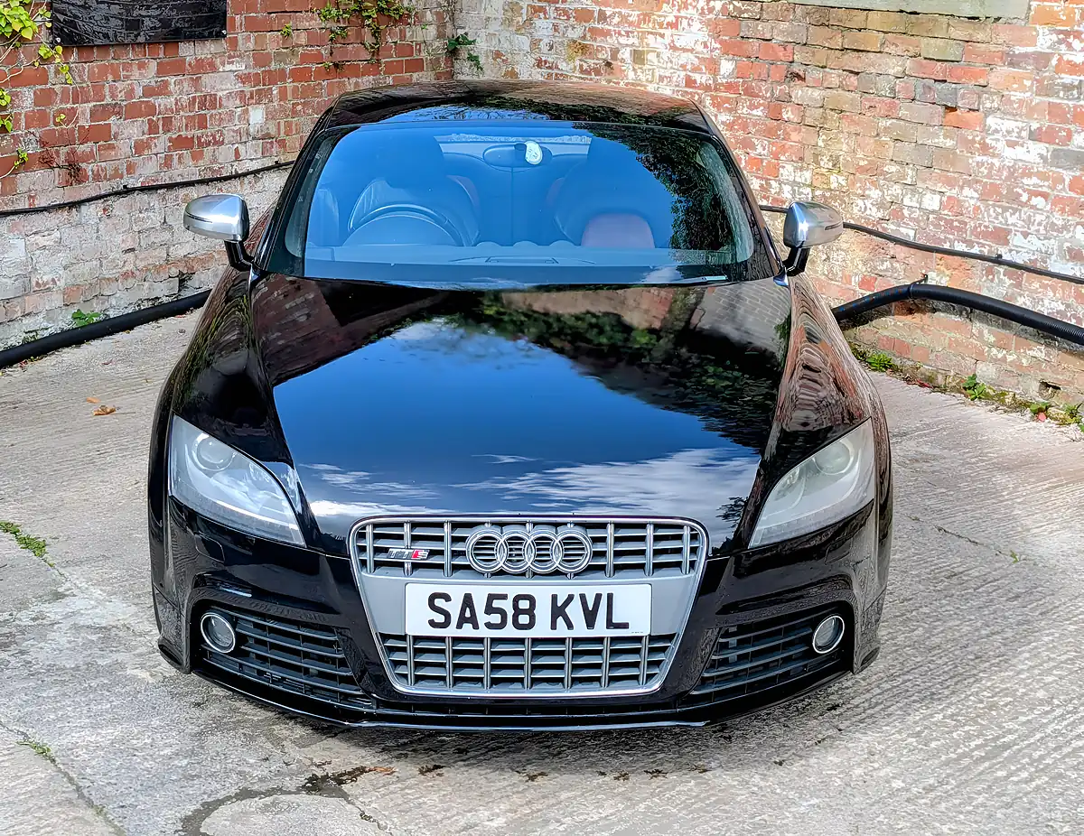 Used 2008 Audi Tts Black - Interior and Exterior details 17