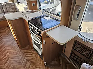 Used 2008 Autocruise Stardream Luxury Low Profile 2 Berth Coachbuilt White - Interior and Exterior details 11