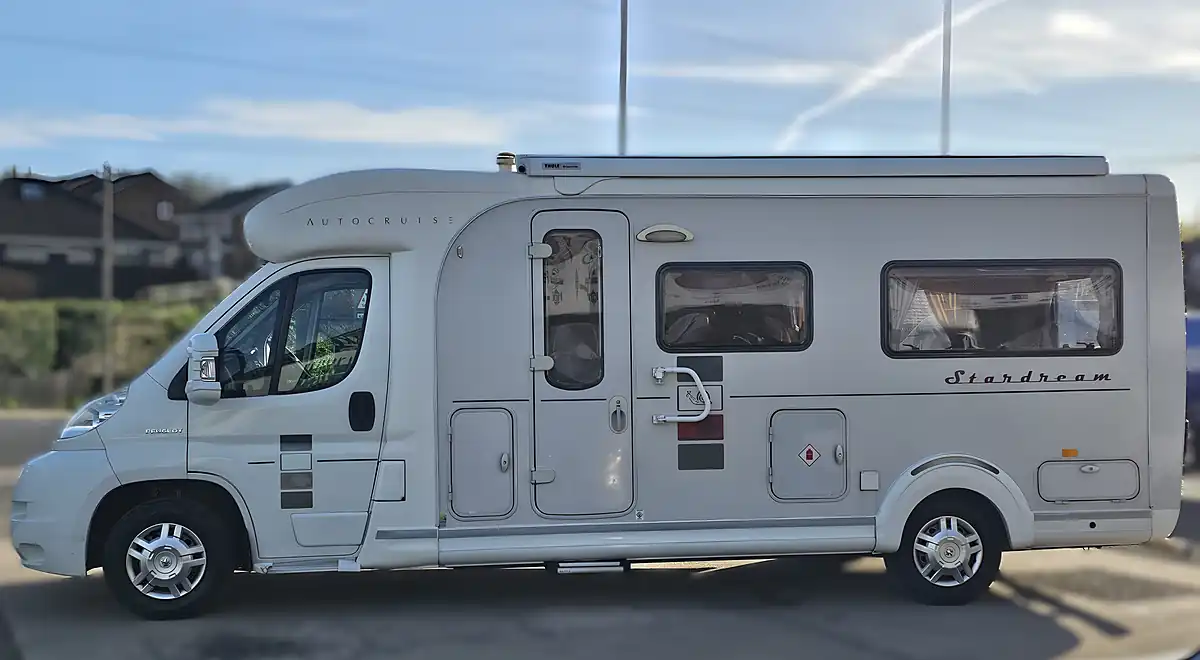 Used 2008 Autocruise Stardream Luxury Low Profile 2 Berth Coachbuilt White - Interior and Exterior details 5