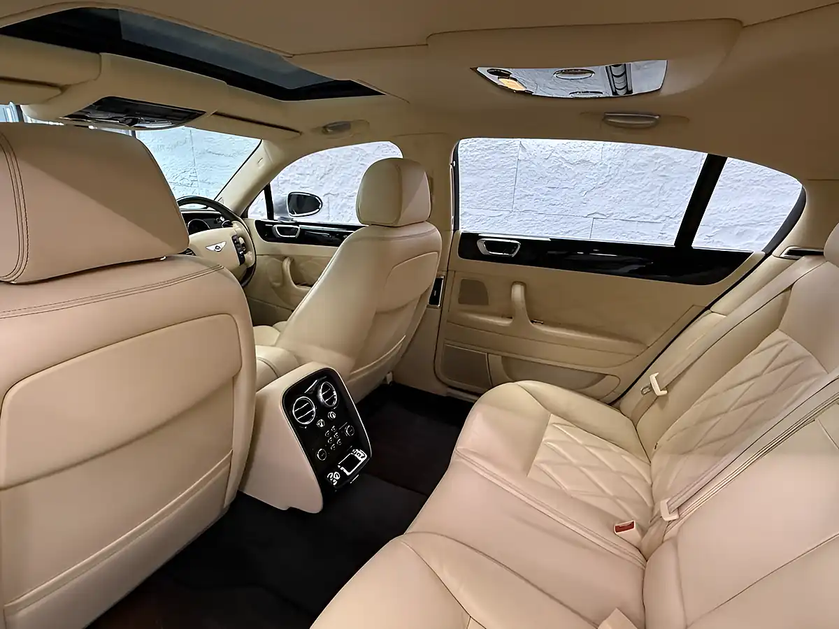 Used 2008 Bentley Continental Flying Spur Silver - Interior and Exterior details 13