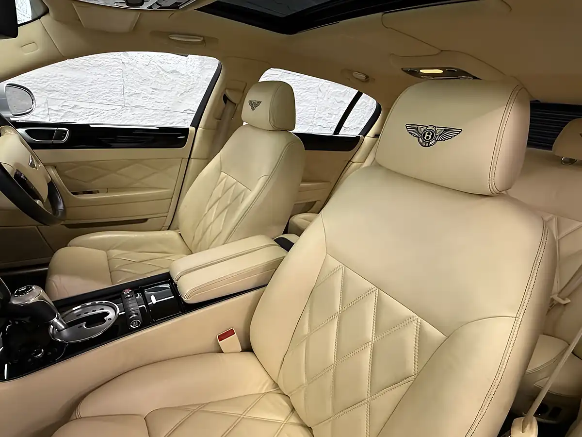 Used 2008 Bentley Continental Flying Spur Silver - Interior and Exterior details 9
