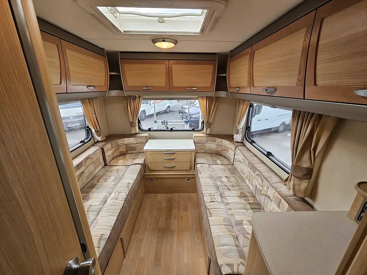 Used 2008 Bessacarr E495 Coachbuilt 6 Berth Rear U Lounge - Interior and Exterior details 14