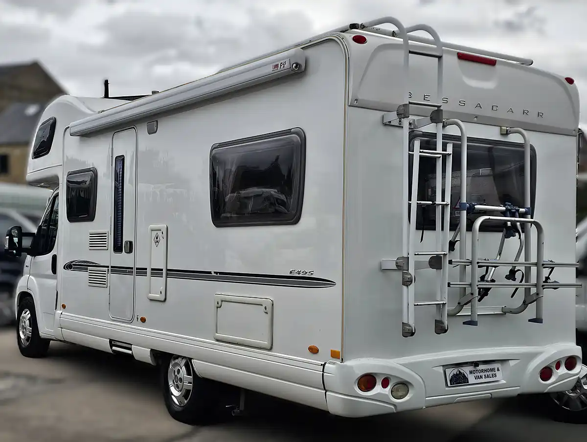 Used 2008 Bessacarr E495 Coachbuilt 6 Berth Rear U Lounge - Interior and Exterior details 6