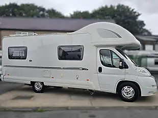 Used 2008 Bessacarr E495 Coachbuilt 6 Berth Rear U Lounge - Interior and Exterior details 8