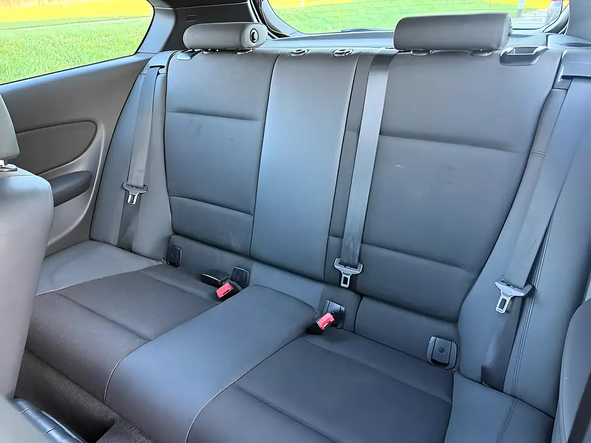 Used 2008 BMW 1 Series M Sport White - Interior and Exterior details 8