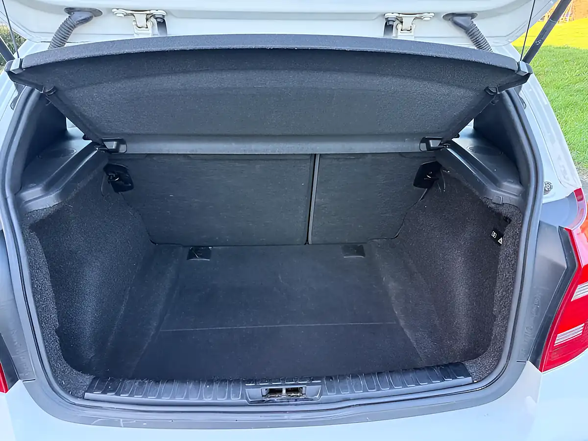 Used 2008 BMW 1 Series M Sport White - Interior and Exterior details 9