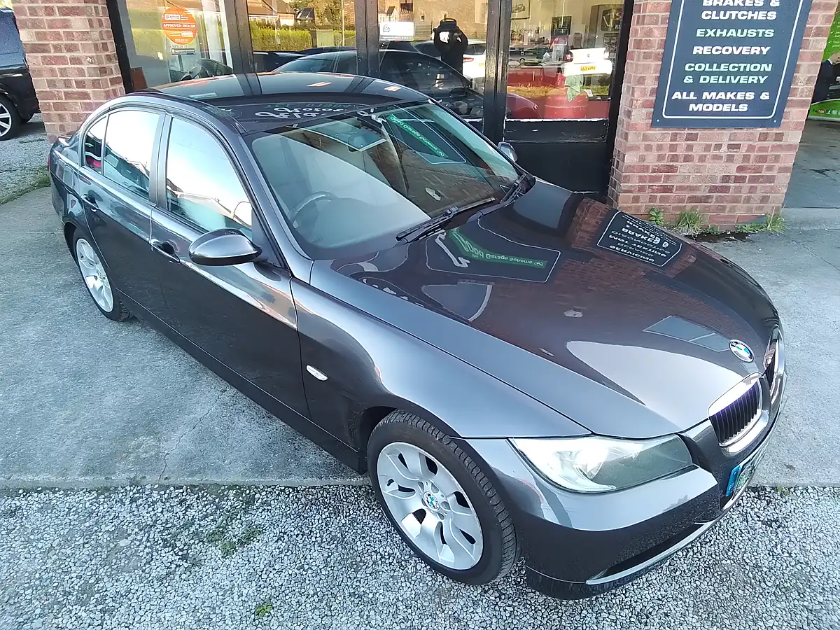 Used 2008 BMW 3 Series Edition Se Grey - Interior and Exterior details 11