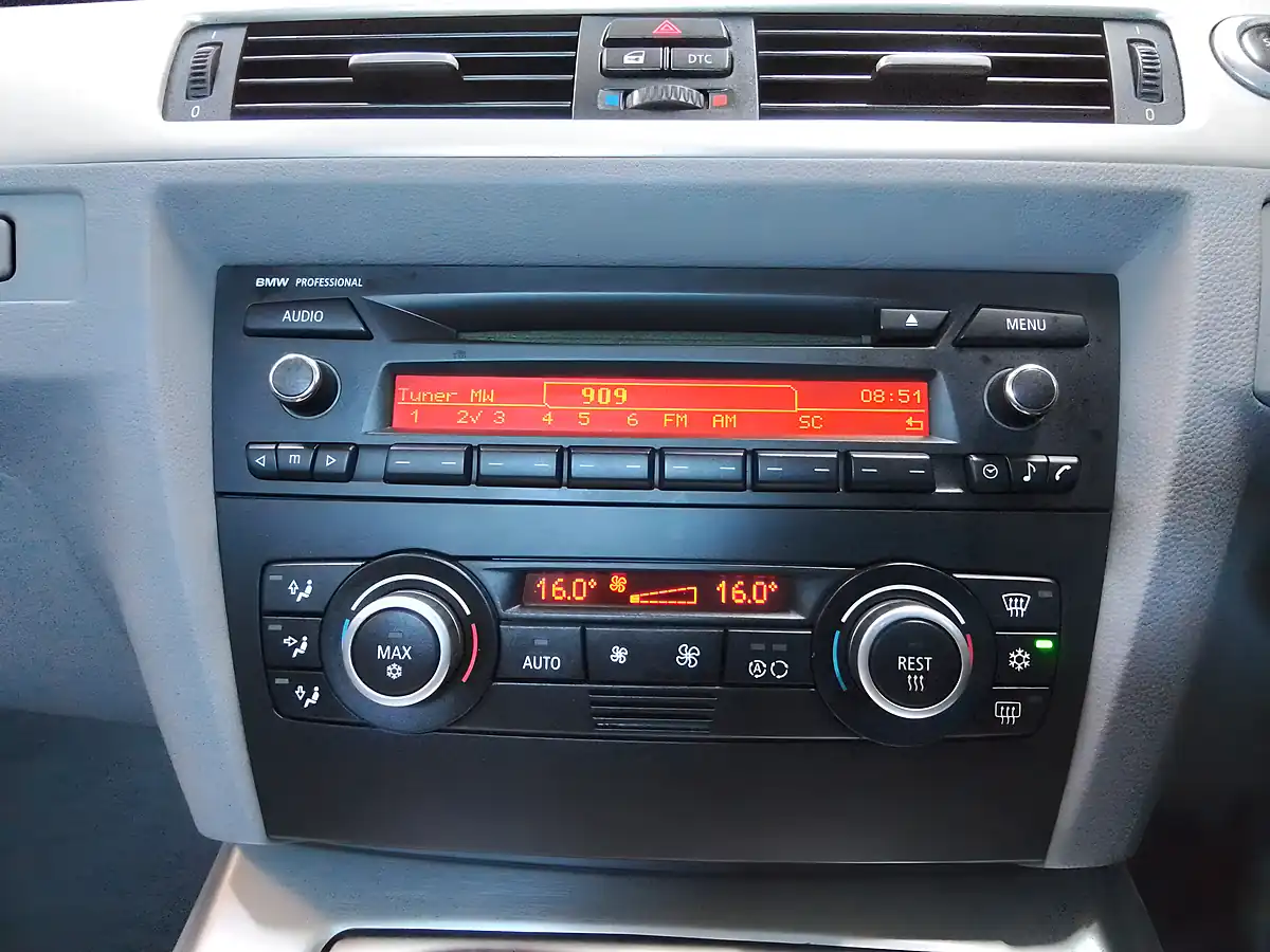 Used 2008 BMW 3 Series Edition Se Grey - Interior and Exterior details 16