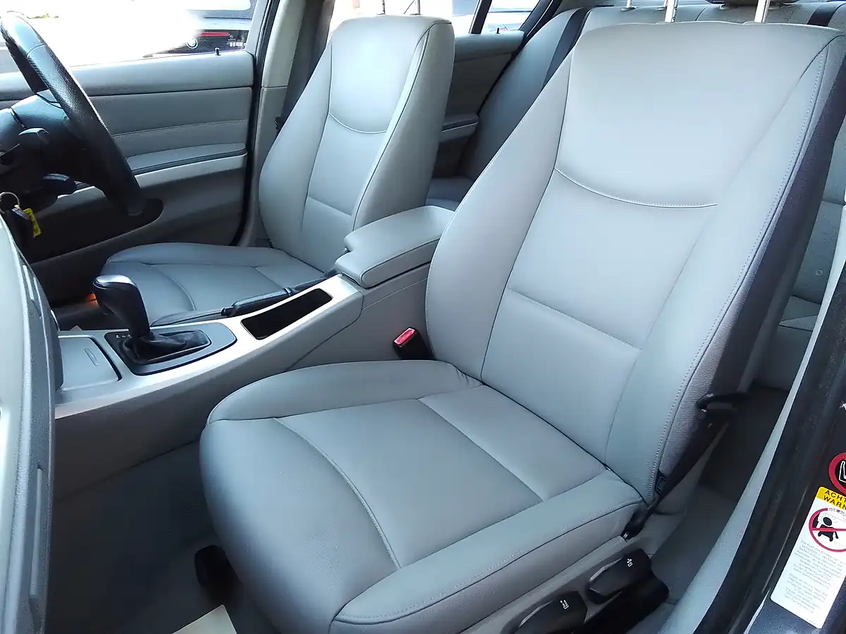 Used 2008 BMW 3 Series Edition Se Grey - Interior and Exterior details 17