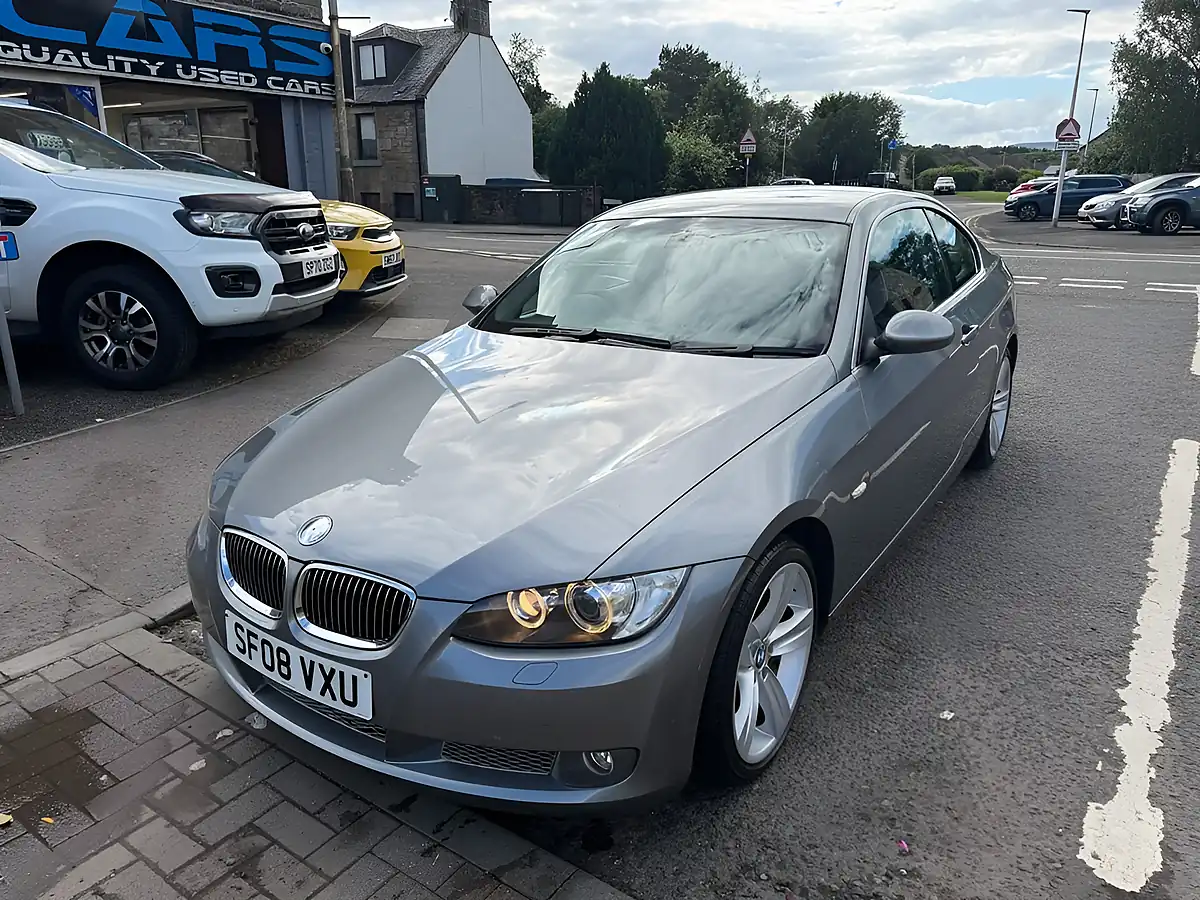 Used 2008 BMW 3 Series Se Grey - Interior and Exterior details 2