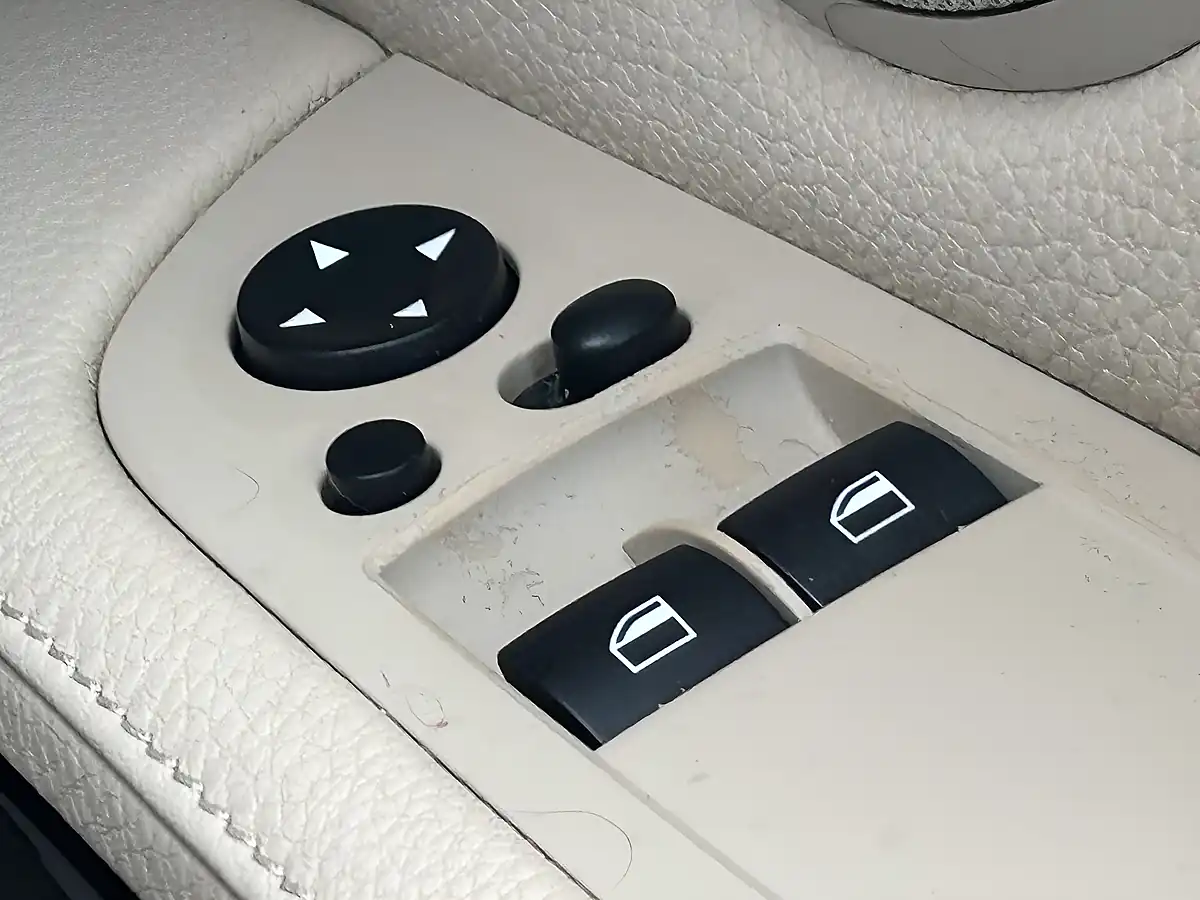 Used 2008 BMW 3 Series Se Montego Blue - Interior and Exterior details 20
