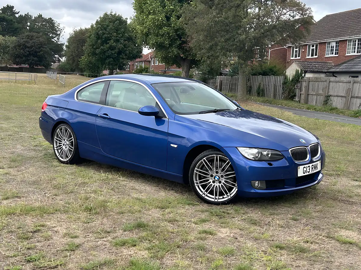 Used 2008 BMW 3 Series Se Montego Blue - Interior and Exterior details 3