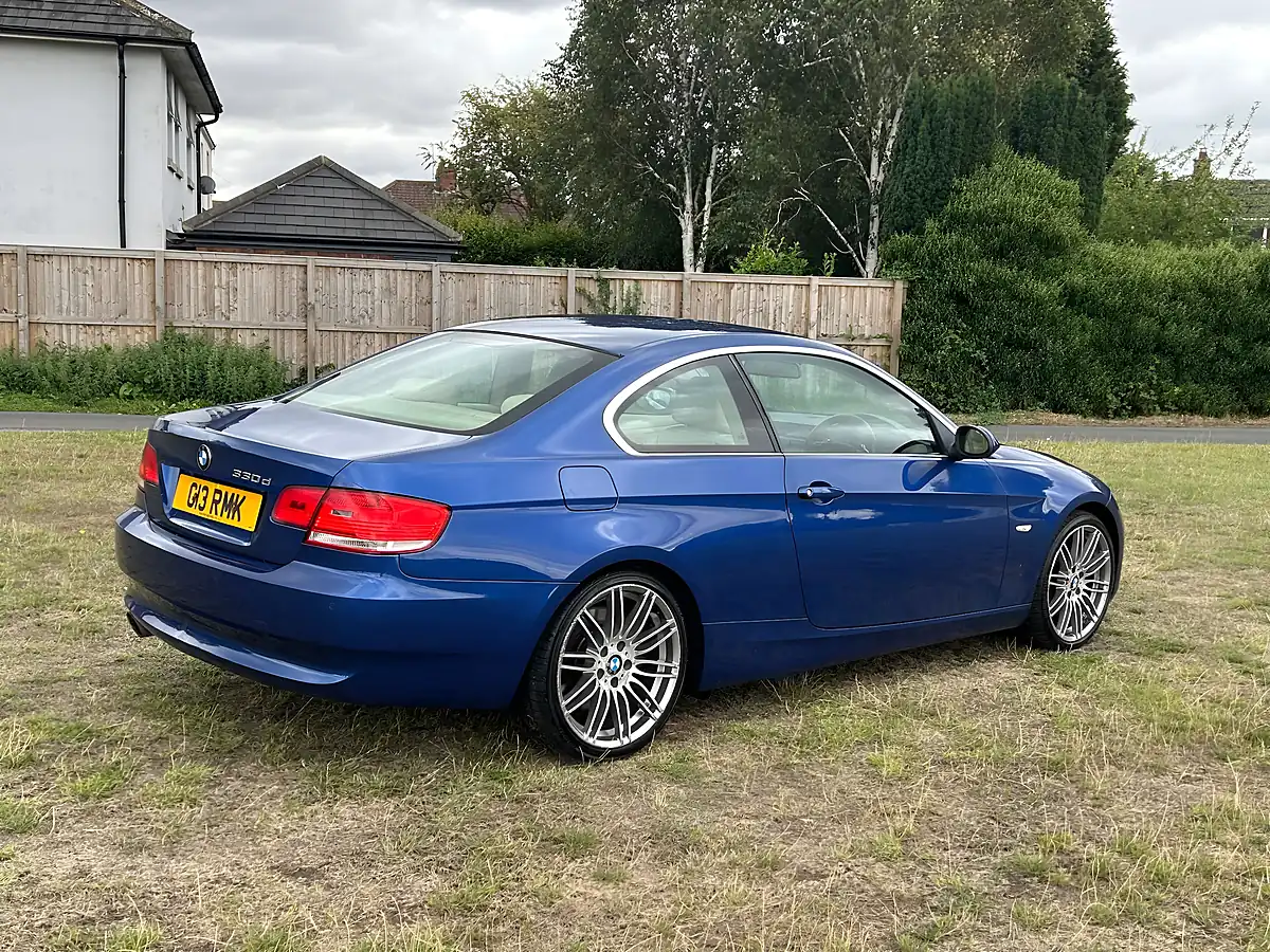 Used 2008 BMW 3 Series Se Montego Blue - Interior and Exterior details 5