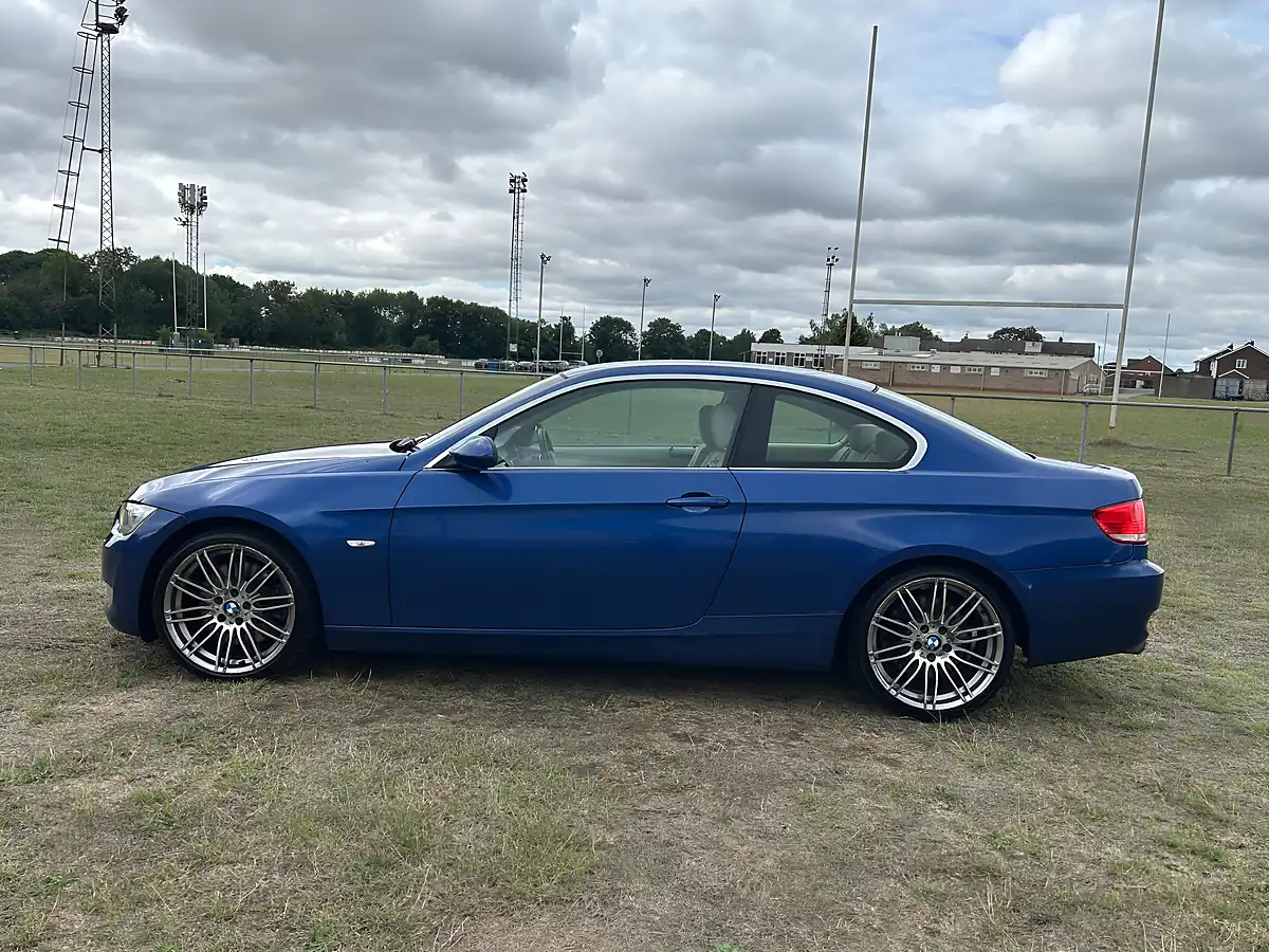 Used 2008 BMW 3 Series Se Montego Blue - Interior and Exterior details 8