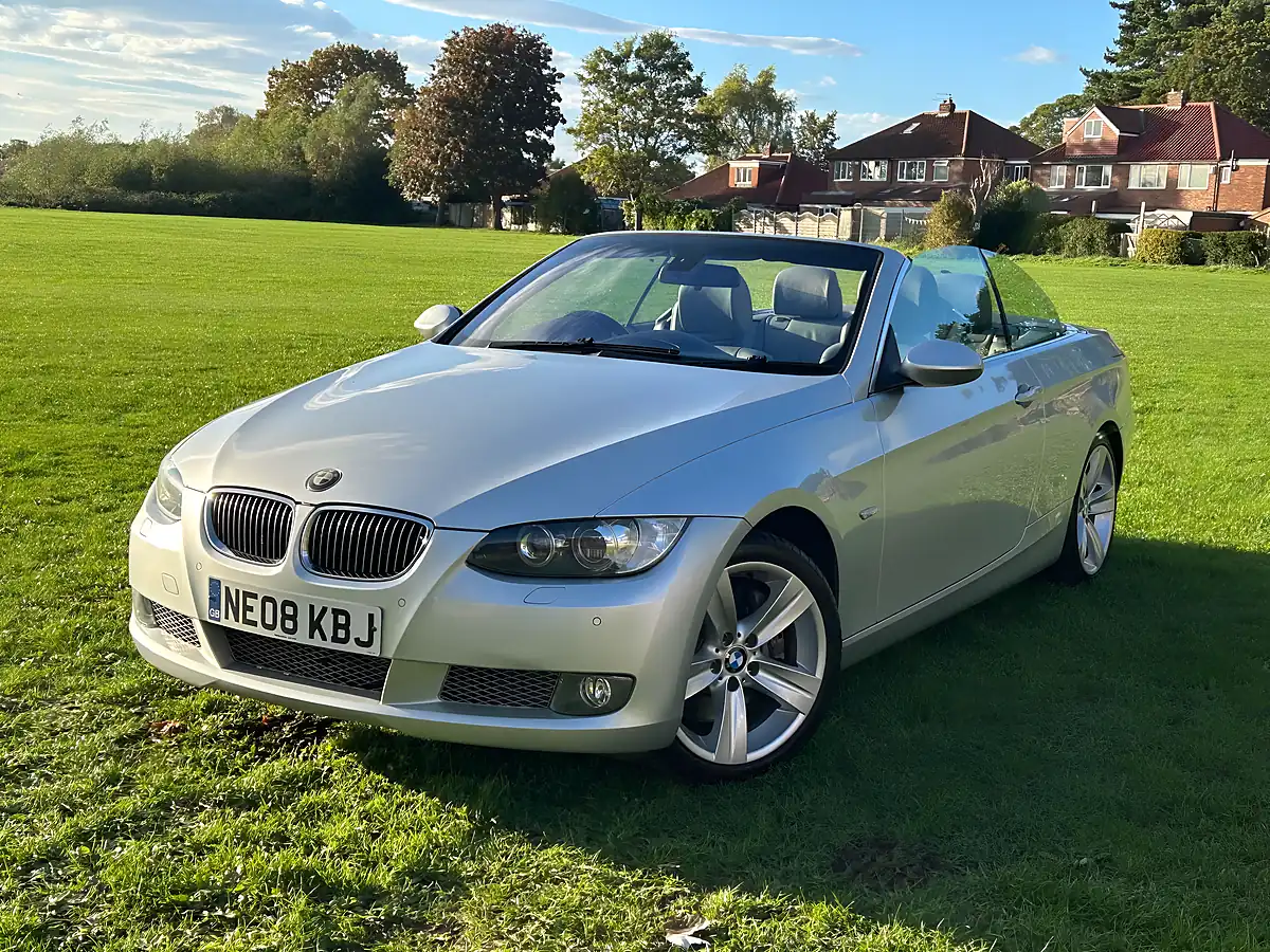 Used 2008 BMW 3 Series Se Titanium Silver - Interior and Exterior details 2