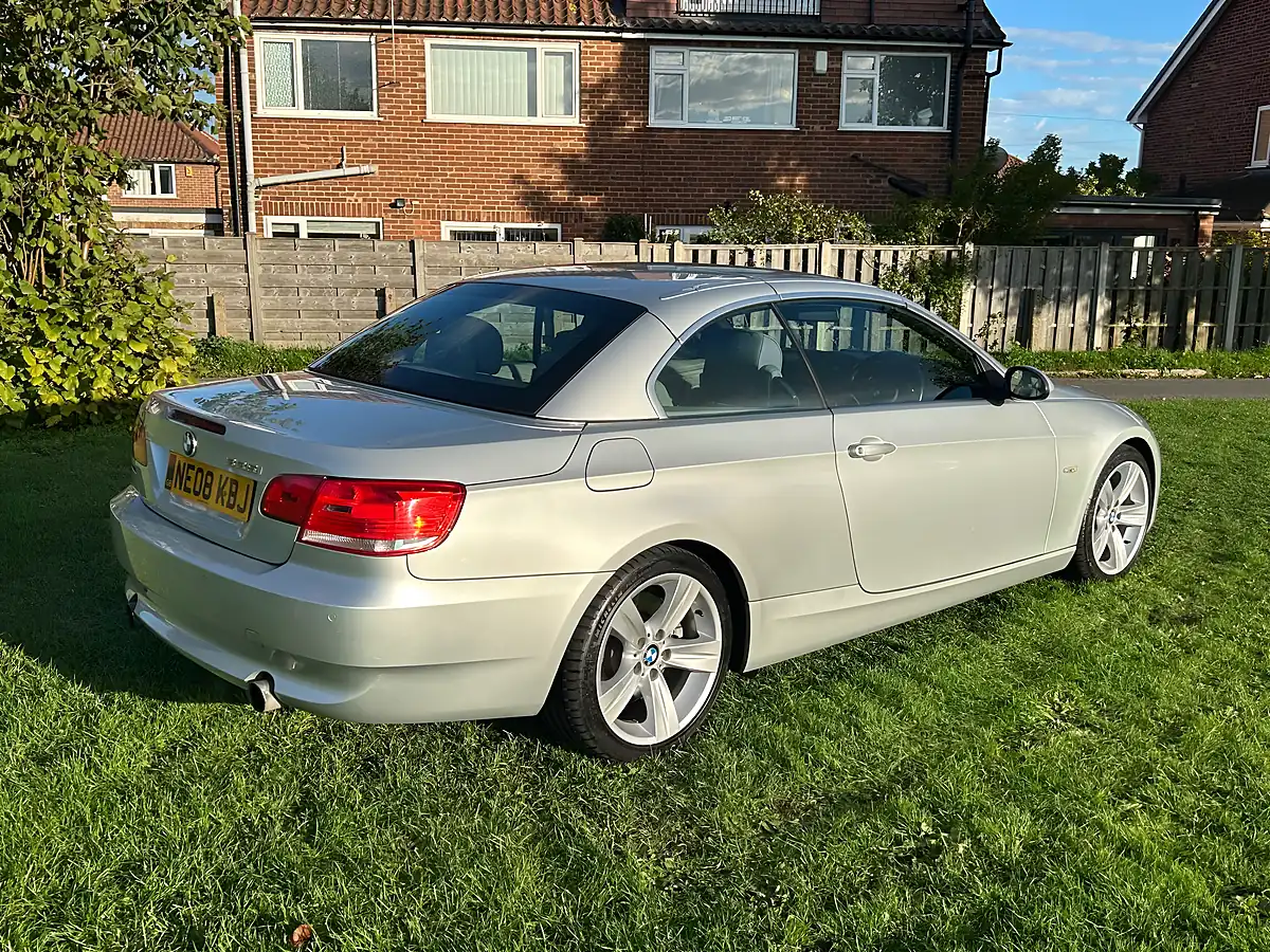 Used 2008 BMW 3 Series Se Titanium Silver - Interior and Exterior details 7