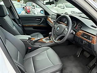 Used 2008 BMW 3 Series Se White - Interior and Exterior details 11