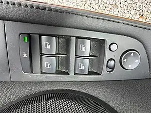 Used 2008 BMW 3 Series Se White - Interior and Exterior details 18