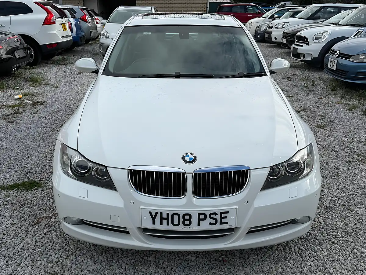 Used 2008 BMW 3 Series Se White - Interior and Exterior details 2