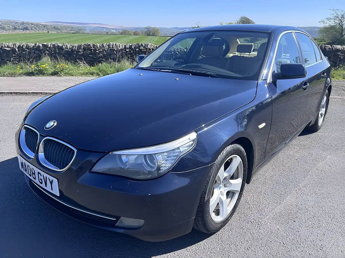 Used 2008 BMW 5 Series Se Blue - Front View