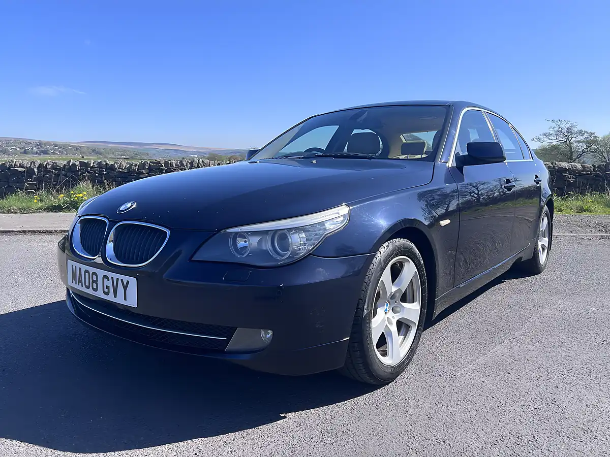 Used 2008 BMW 5 Series Se Blue - Interior and Exterior details 10