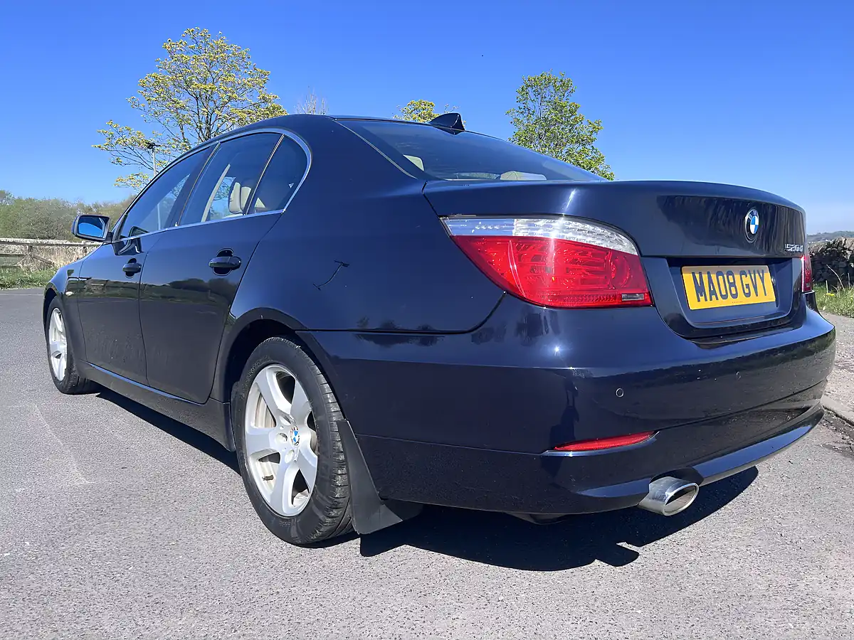 Used 2008 BMW 5 Series Se Blue - Interior and Exterior details 12