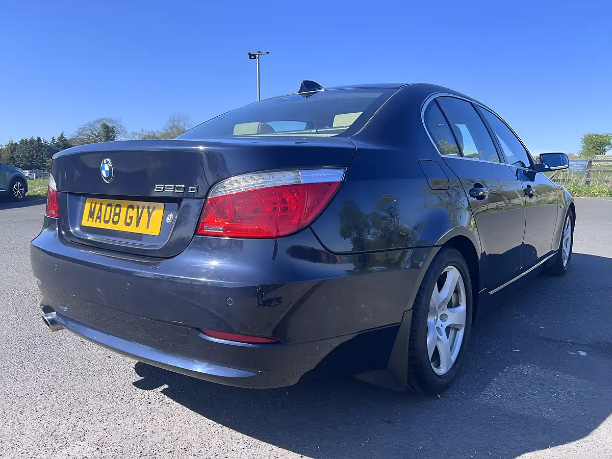Used 2008 BMW 5 Series Se Blue - Interior and Exterior details 13
