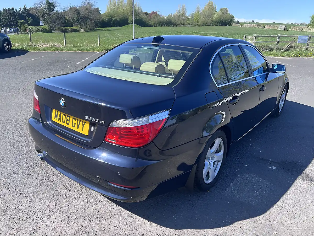 Used 2008 BMW 5 Series Se Blue - Interior and Exterior details 6